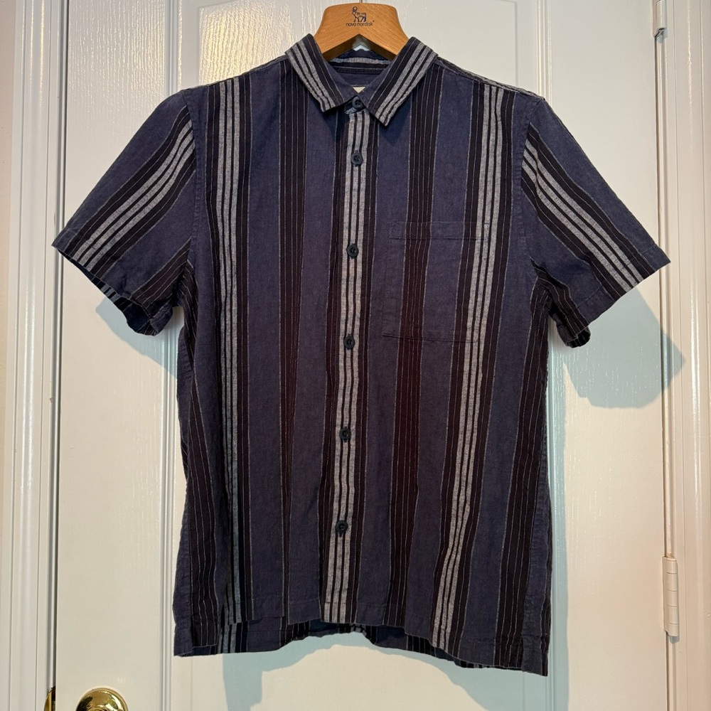 Madewell Men's Black and Gray Striped Button Down - M